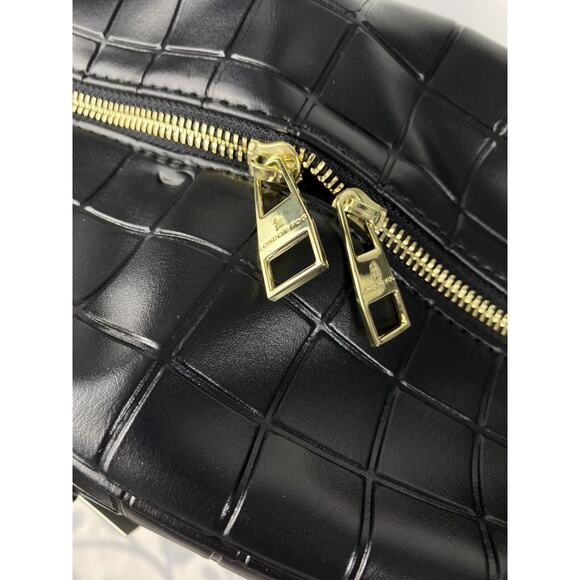 London Fog Brick Box Embossed Weekend Duffle Bag Tote Black Large 20”NWT - Picture 6 of 9